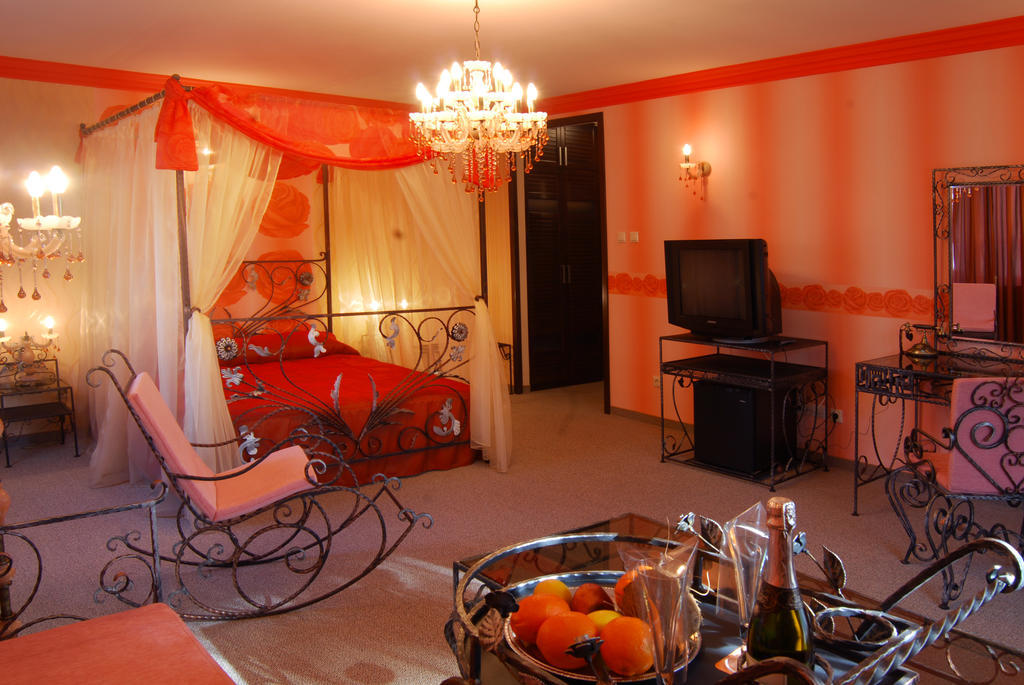 Hotel Unikat ヴェリングラード 部屋 写真